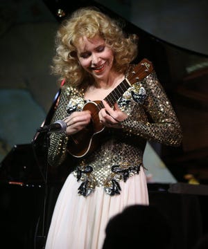 Nellie McKay performs Friday at the RRazz Room on Chestnut Street, Philadelphia.