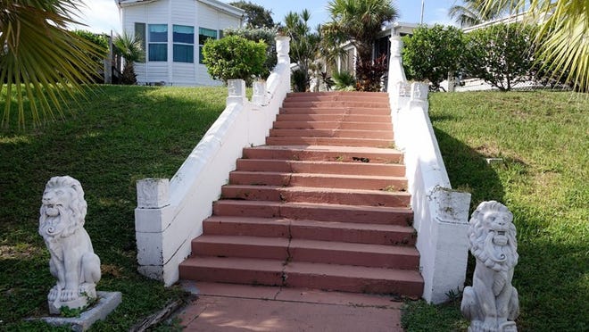 The historic steps inside the Suni Sands Mobile Home Park in Jupiter on October 15, 2015. (Richard Graulich / The Palm Beach Post)