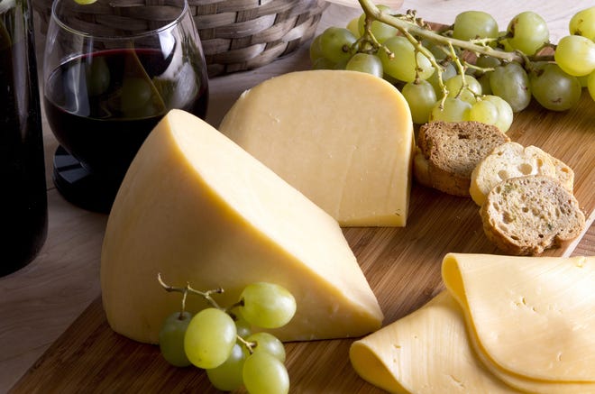 A wine and cheese party is just one of many options for a tasting party. Fotolia