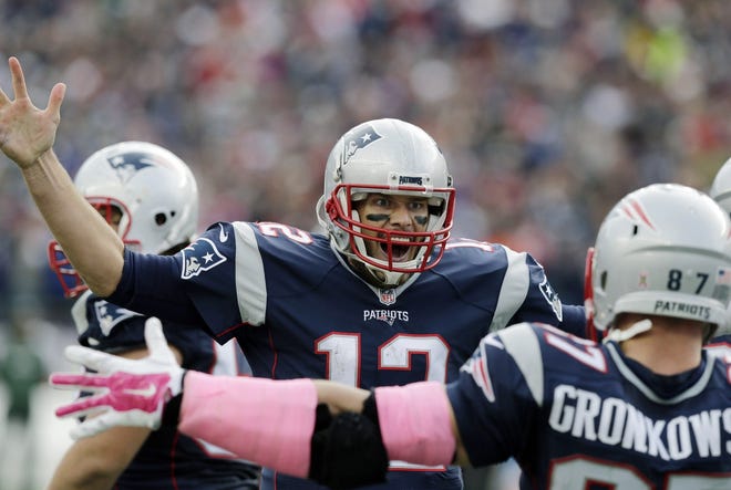 Tom Brady's experience will help him this week as the Patriots get ready to host Miami for an AFC East matchup Thursday night. CHARLES KRUPA/THE ASSOCIATED PRESS