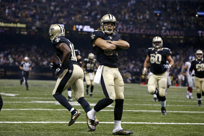 New Orleans Saints wide receiver Willie Snead (83) celebrates his touchdown reception in the first half of an NFL football game against the New York Giants in New Orleans, Sunday, Nov. 1, 2015. (AP Photo/Jonathan Bachman)