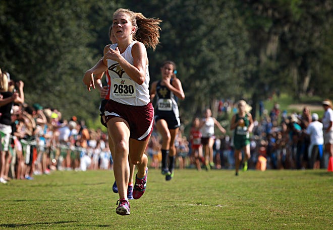 Lauren Perry and Oak Hall girls cross country team looks for another high finish at Class 1A state meet Saturday in Tallahassee.