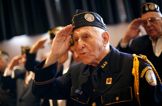 William Varraso, a World War II U.S. Navy veteran who served on the destroyer escort USS Underhill, at the 2014 Veterans Day ceremony in Braintree.