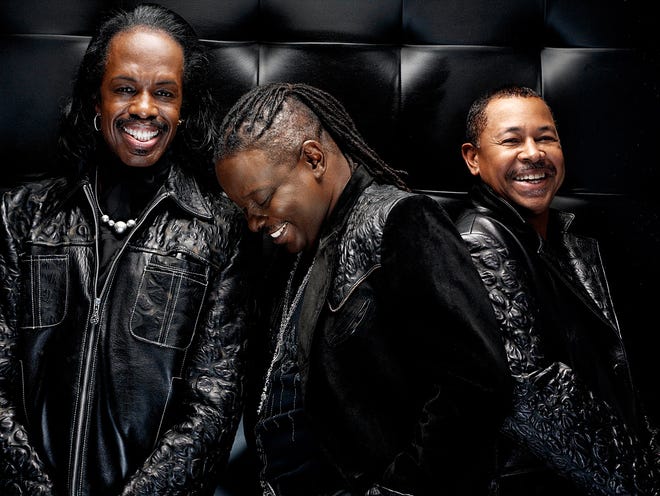 Earth, Wind & Fire and Chicago are extending their joint Heart and Soul Tour, opening the tour's second leg with a show at Jacksonville Veterans Memorial Arena on March 24.