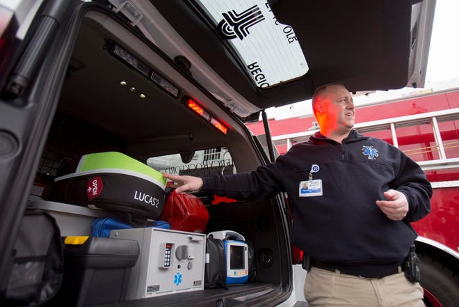 Jay MacNeal, EMS medical director for MercyRockford, shows off some of the equipment in the back of an MD-1 vehicle after a news conference Monday, Nov. 16, 2015, at Rockford Memorial Hospital. MAX GERSH/STAFF PHOTOGRAPHER/RRSTAR.COM
