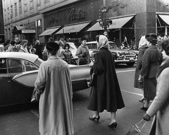 Shoppers in downtown Providence, circa 1960. JOURNAL FILES
