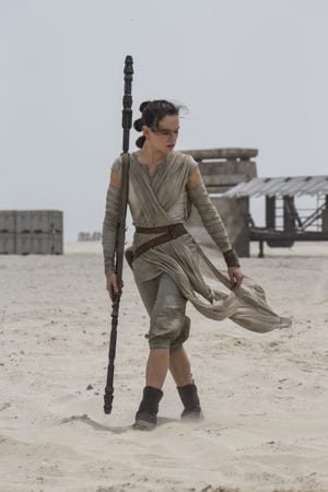 Star Wars: The Force Awakens



Rey (Daisy Ridley) 



Ph: David James



¬©Lucasfilm 2015