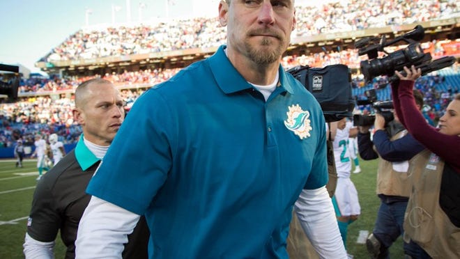 Miami Dolphins interim head coach Dan Campbell needs a win Sunday in San Diego to bolster his chances of keeping the job. (Allen Eyestone / The Palm Beach Post)