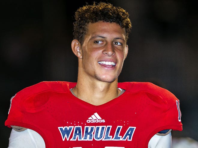 Wakulla quarterback Feleipe Franks is one of the jewels of Florida's 2016 signing class.