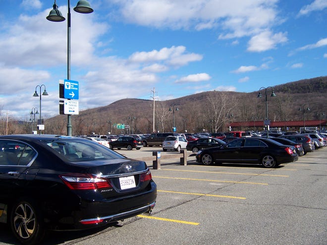 Metro-North customers at the railroad's busy Harriman station are continuing to use daily metered parking despite the deep discount on annual parking permits. Several rows of metered parking are shown here. JUDY RIFE/TIMES HERALD-RECORD