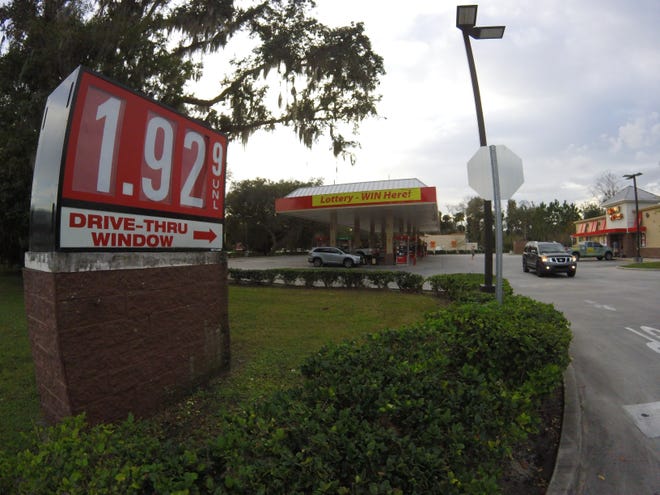 Gas prices have dipped to $1.92 in some areas of Volusia County, like the Murphy Express convenience store and gas station at 2355 State Road 44 in New Smyrna Beach. NEWS-JOURNAL/CASMIRA HARRISON