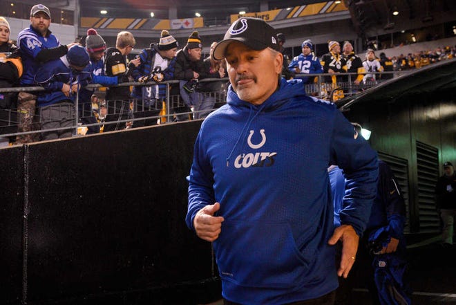 Indianapolis Colts head coach Chuck Pagano takes the field for an NFL football game against the Pittsburgh Steelers, Sunday, Dec. 6, 2015, in Pittsburgh. (AP Photo/Don Wright)