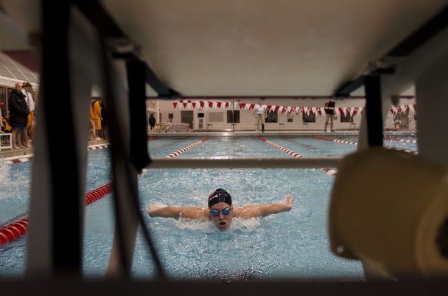 Georgia's Caitlin Casazza swims in the 100 yard breaststroke during an NCAA swim meet between the Georgia Bulldogs and the Tennessee Volunteers at the Gabrielsen Natatorium in Athens, Ga., on Saturday, January 16, 2016. (Taylor Craig Sutton/Staff, Taylorcraigsutton.com)