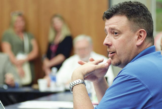 TIMES RECORD FILE PHOTO   Fort Smith Ward 3 Director Mike Lorenz talks about pension funding issues Aug. 11, 2015, during a study session.