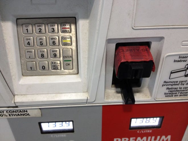 an example of skimmer device located in the U.S.