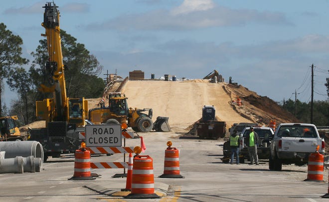 The Bellevue Avenue bridge over Interstate 95 has been closed since August but will reopen temporarily during Speedweeks and Bike Week to reduce snarls during heavy traffic periods. News-Journal/JIM TILLER