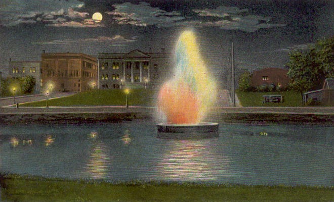 A postcard shows the illuminated fountain at Fountain Lake Park in Leesburg. SUBMITTED