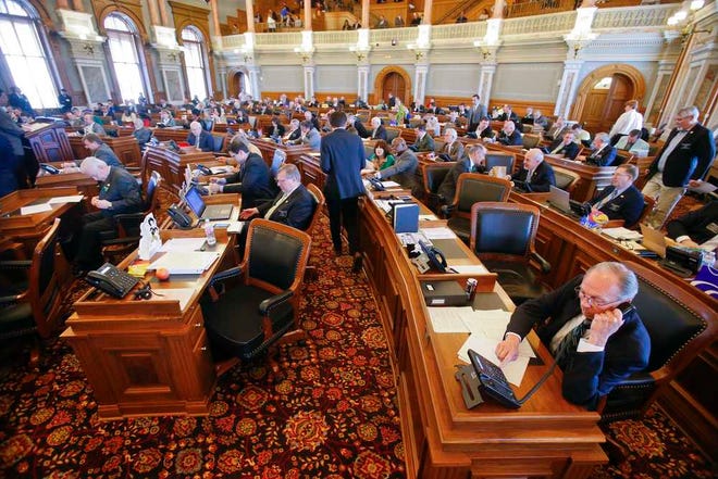 An amendment to House Bill 2576, that would raise the minimum wage in Kansas to $13.25, was widely rejected by the House on Thursday and instead the bill was advanced making cities and counties keep their minimum wages at $7.25 unless authorized by the legislature to increase it.