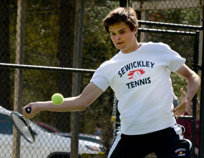 Sewickley Academy's Sam Sauter returns a shot during his singles win over Beaver's Devin Dikec on Wednesday at Sewickley Academy. Sauter won the match 6-0, 6-1.