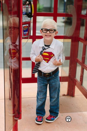 Wish kid Mason, 5, who is battling a brain tumor, wished to go on Disney Cruise Line®. (NAPS)