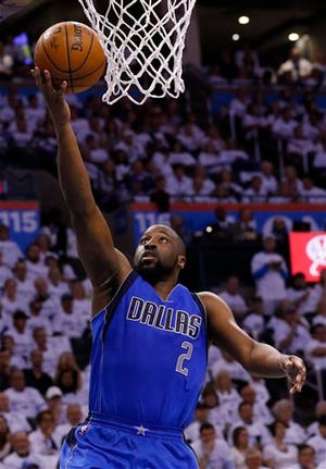 Dallas Mavericks guard Raymond Felton (2) goes up for a layup during the first half of Game 2 of a first-round NBA basketball playoff series, Monday, April 18, 2016, in Oklahoma City. (AP Photo/Alonzo Adams)
