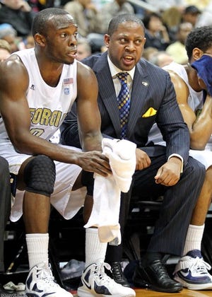 Former Georgia Tech Chad Dollar, right, will join the Illinois State staff next season.
