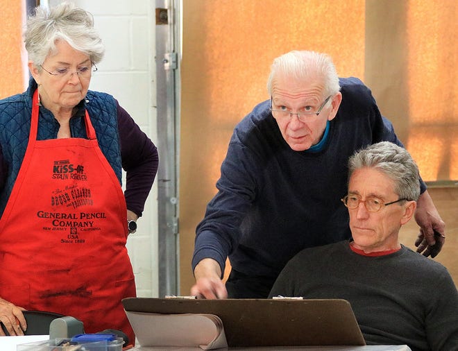 Boston artist and teacher Bill Flynn works with artist Peter Vandermark of Portsmouth as Leslie MacNeil of Stratham looks on during a drawing workshop at 3S Artspace in Portsmouth. Photo by Rich Beauchesne/Seacoastonline
