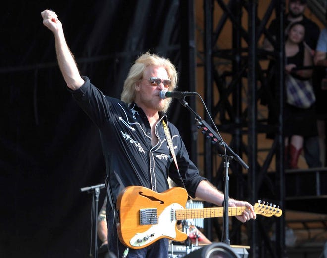 Daryl Hall performs during Music Midtown 2015 at Piedmont Park on Saturday, September 19, 2015, in Atlanta. (Photo by Robb D. Cohen/Invision/AP)