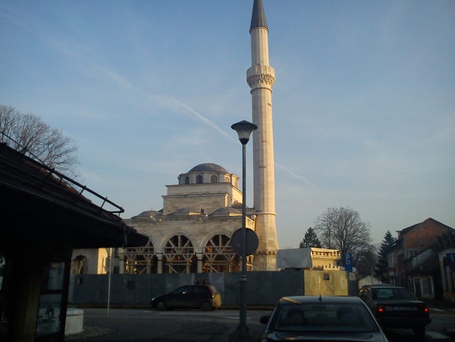 After a 9-year reconstruction process, the 16th-century Ferhadija grand mosque in Banja Luka, Bosnia and Herzegovina, was recently re-opened 23 years after it was destroyed by Bosnian Serb militiamen as a part of a campaign of ethnic cleansing. (Wikimedia Commons)