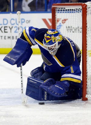 St. Louis goalie Brian Elliott stopped 31 of 32 shots as the Blues took Game 1 of the Western Conference Finals. David Backes and Jori Lehtera scored goals for St. Louis.