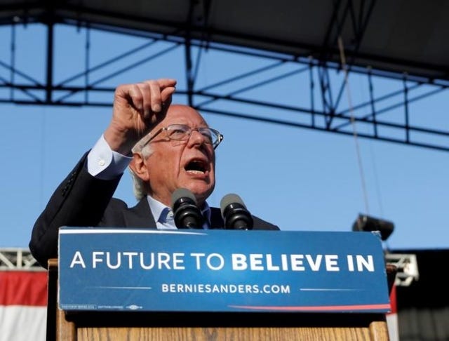 U S. Democratic presidential candidate Bernie Sanders speaks at a campaign rally in Irvine, California U.S. May 22, 2016. REUTERS/Alex Gallardo