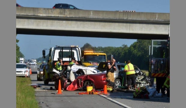 Five people were killed in an early Wednesday morning crash on Interstate 16, near exit 155 in Pooler, Ga. A vehicle traveling westbound on I-16 crossed over the median, resulting in a head-on collision with a vehicle traveling eastbound. (Steve Bisson/Savannah Morning News)