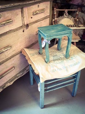 Thumbprint Cottage will be Junkin’ in June