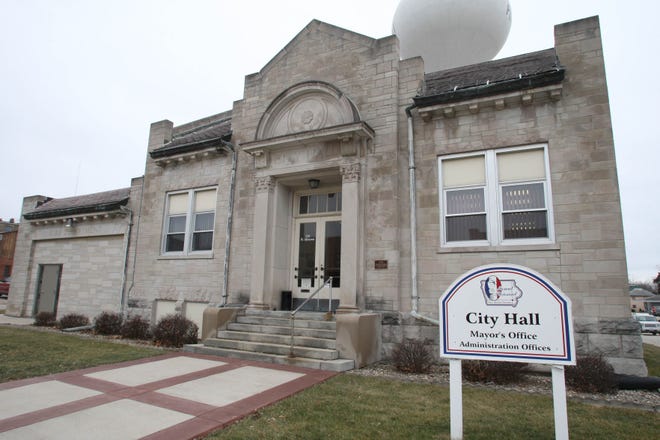 Mount Pleasant’s city officials will move out of their current location at 220 W. Monroe St. in late July to the Mount Pleasant Civic Center at 307 E. Monroe St.