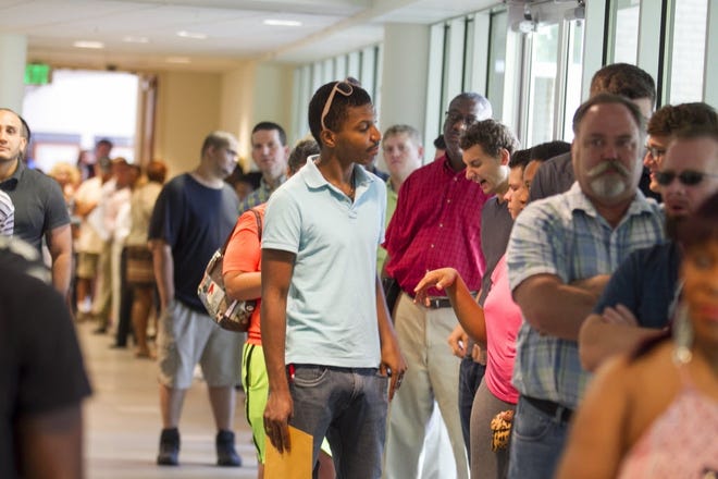 Hundreds of applicants attended the first of two hiring events for the soon-to-open FedEx hub in Ocala. By the end of the second event, 1,806 people had attended the sessions. (Alan Youngblood/Staff Photographer/File)