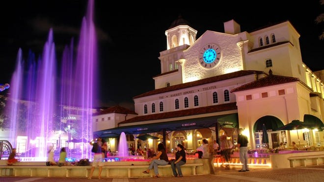 The fountain at CityPlace in downtown West Palm Beach. (Palm Beach Post staff file photo)