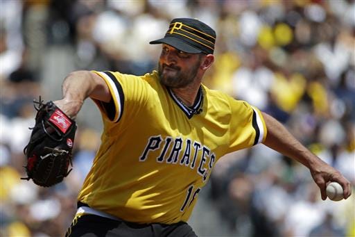 Pittsburgh Pirates starting pitcher Jonathon Niese delivers during the first inning of a baseball game against the Chicago Cubs in Pittsburgh, Sunday, July 10, 2016. (AP Photo/Gene J. Puskar)