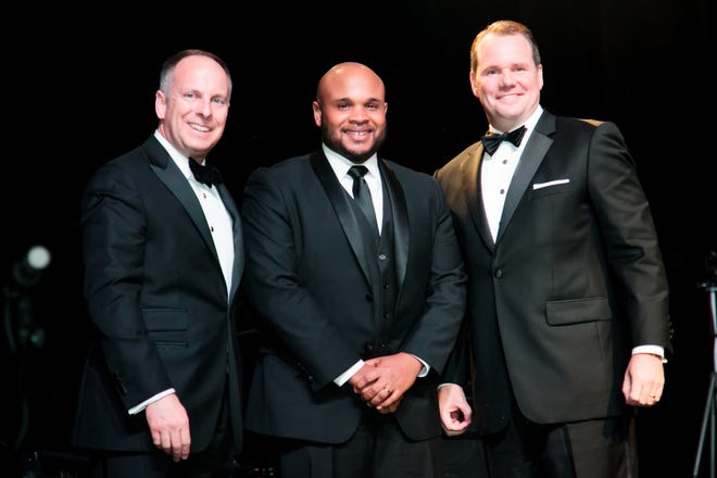 Speaker Jeff Hickman; John Bobb-Semple, Regional Food Bank of Oklahoma; and Lieutenant Governor Todd Lamb at the Speaker's Ball, which raised $20,000 for the Regional Food Bank of Oklahoma’s Food for Kids programs.