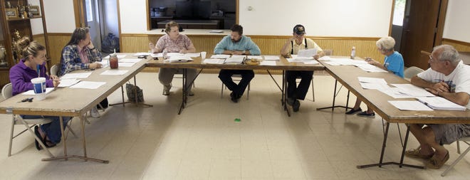 The Mount Union City Council meets June 21 at the Community Building in Mount Union to unincorporate the town.