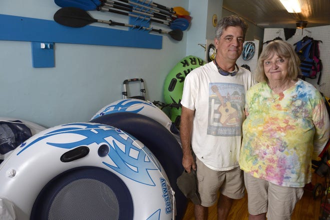 Keith and Sandi Dimmitt took their shared interest in water sports to open Paddle, Pedal and More in Bentonsport. The shop also features Sandi’s artwork, a library and a children’s corner.