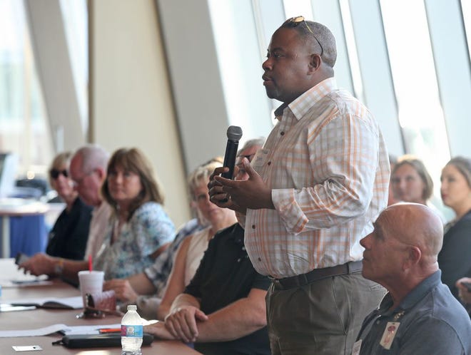 John Troupe, who owns an event planning business, asks a question Wednesday about businesses’ relationships with banks during a workshop hosted by Rep. Gwen Graham and the U.S. Small Business Administration for veterans who own small businesses or are interested in starting one.