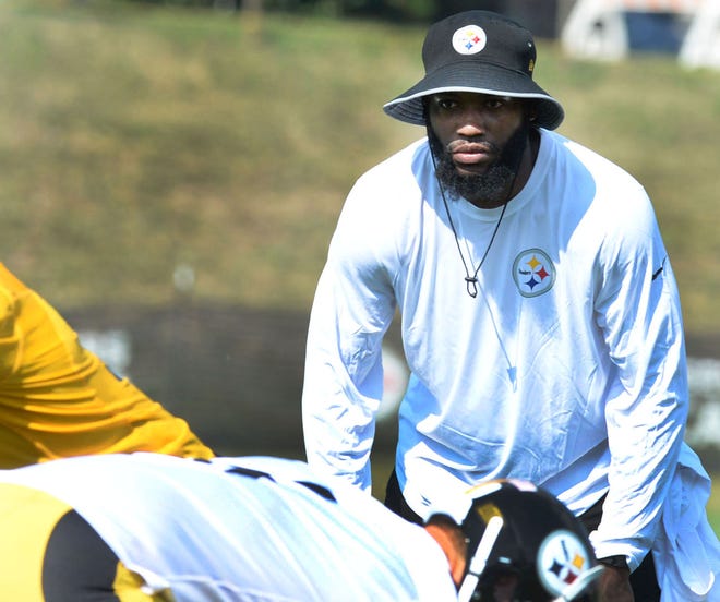 Steelers tight end Ladarius Green looks on during the first day of training camp Friday at St. Vincent College in Latrobe.
