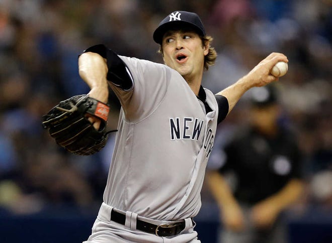 The Cleveland Indians have acquired left-handed relief pitcher Andrew Miller from the New York Yankees.