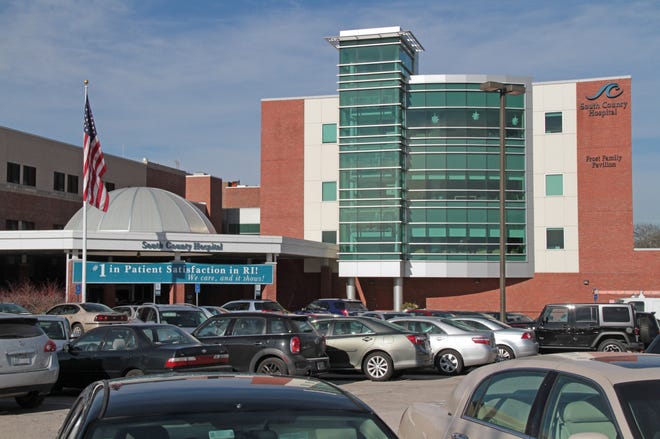 South County Hospital, a 100-bed community hospital in South Kingstown that performs many knee and hip replacement surgeries, won the top, 5-star ranking in the federal government's new system of rating hospitals. Journal files/Sandor Bodo