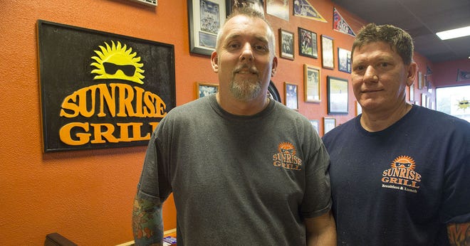 Manager Mike Spradlin, left, and owner Ray Taylor operate the Sunrise Grill in Tavares. CINDY DIAN / CORRESPONDENT