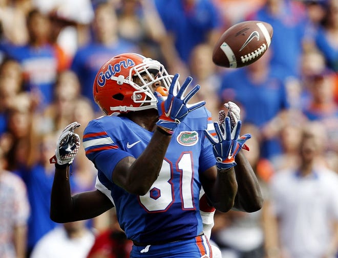 Florida Gators wide receiver Antonio Callaway catches a touchdown pass against the Florida Atlantic Owls in 2015. (File)