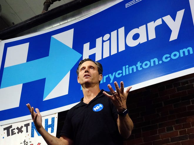 Actor, producer, director and political activist Tony Goldwyn speaks to voters and fans during his visit to Portsmouth to stump for Hillary Clinton at the Portsmouth Democrats' campaign office on Brewery Lane on Saturday. Goldwyn stars in the ABC drama "Scandal" as President Fitzgerald Grant. Photo by Ioanna Raptis/Seacoastonline