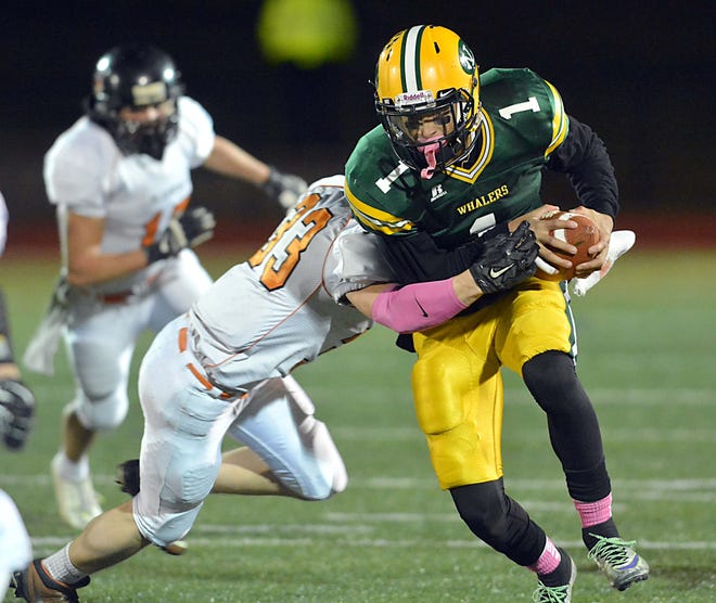 Melquann Gomez, who threw for more than 1,400 yards last year, is back to lead New London. File/ NorwichBulletin.com