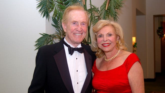 Le Club Intercontinental holds its annual dinner dance at the Beach Club. Above, Jack and Adrienne English.