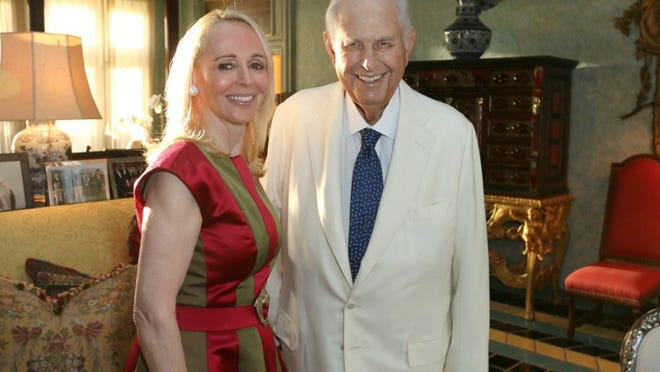 Judy and Al Taubman (Photo by CAPEHART)
